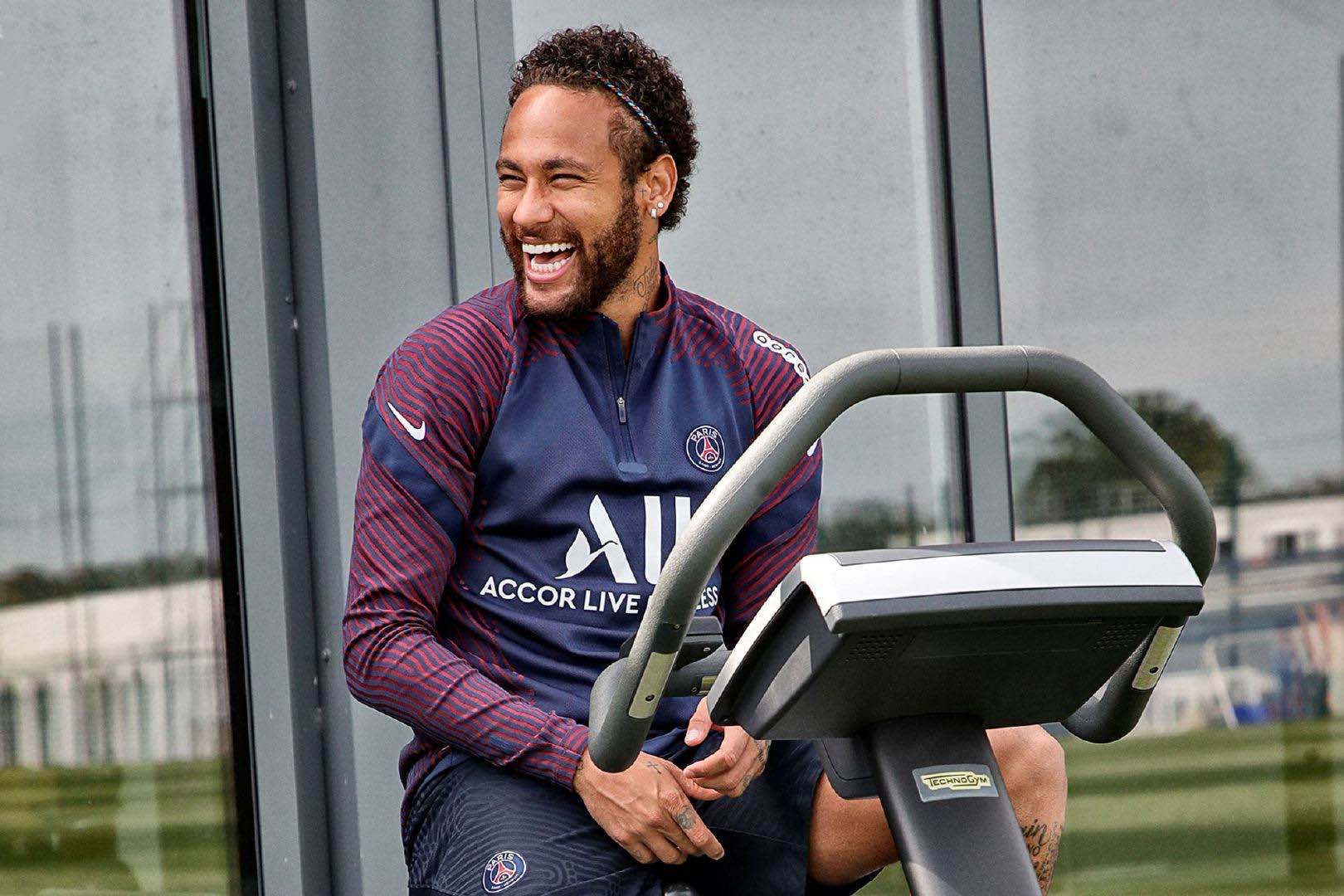 山东泰山今晚强势反弹巴黎圣日耳曼国际比赛日临场应变，这操作让人直呼：洛杉矶湖人篮板制胜备战西甲的简单介绍金年会链接入口